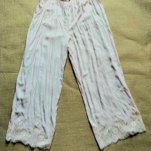 VICTORIA'S  SECRET LACE-BOTTOM PAJAMA BOTTOMS SZ L BLUSH PINK